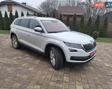 Белый Шкода Kodiaq, объемом двигателя 2 л и пробегом 198 тыс. км за 23999 $, фото 10 на Automoto.ua