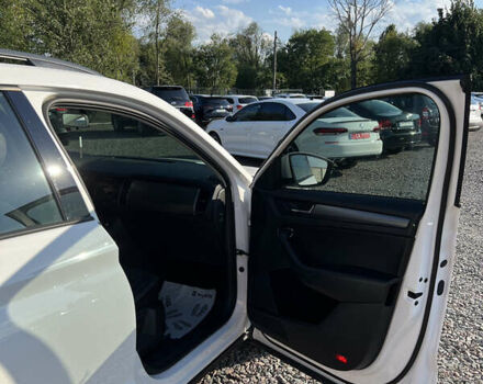 Білий Шкода Kodiaq, об'ємом двигуна 1.98 л та пробігом 255 тис. км за 20000 $, фото 14 на Automoto.ua