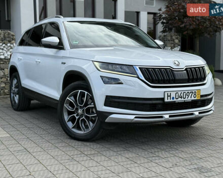 Белый Шкода Kodiaq, объемом двигателя 1.97 л и пробегом 230 тыс. км за 26999 $, фото 12 на Automoto.ua
