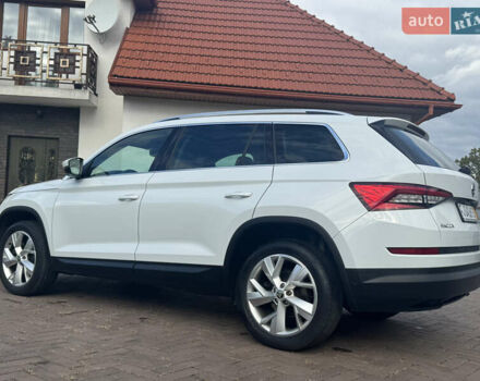Белый Шкода Kodiaq, объемом двигателя 1.97 л и пробегом 169 тыс. км за 26999 $, фото 25 на Automoto.ua
