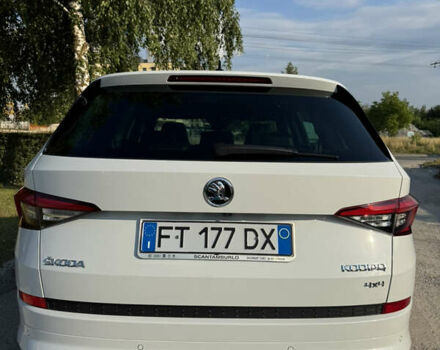 Белый Шкода Kodiaq, объемом двигателя 1.97 л и пробегом 200 тыс. км за 30800 $, фото 5 на Automoto.ua