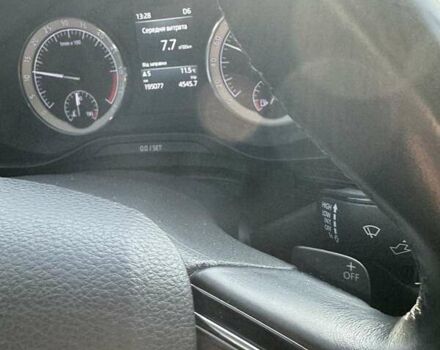 Білий Шкода Kodiaq, об'ємом двигуна 1.97 л та пробігом 195 тис. км за 28999 $, фото 5 на Automoto.ua