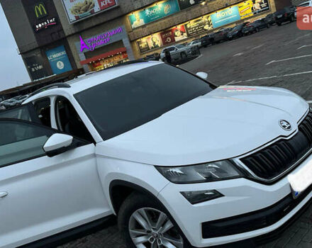 Білий Шкода Kodiaq, об'ємом двигуна 2 л та пробігом 253 тис. км за 17700 $, фото 18 на Automoto.ua