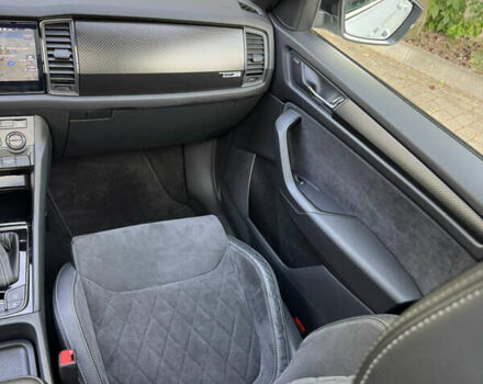 Белый Шкода Kodiaq, объемом двигателя 1.97 л и пробегом 200 тыс. км за 30800 $, фото 12 на Automoto.ua
