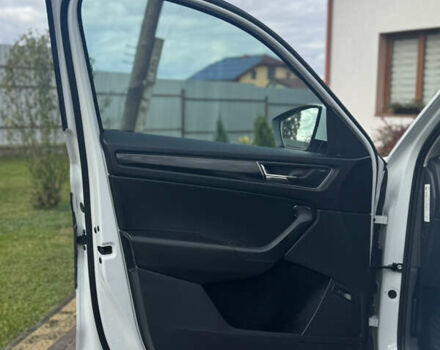 Белый Шкода Kodiaq, объемом двигателя 1.97 л и пробегом 169 тыс. км за 26999 $, фото 43 на Automoto.ua