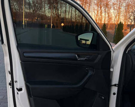 Белый Шкода Kodiaq, объемом двигателя 1.98 л и пробегом 209 тыс. км за 20400 $, фото 41 на Automoto.ua
