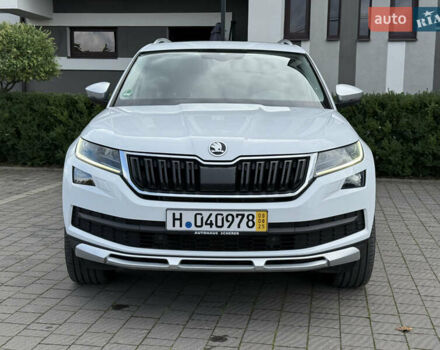 Белый Шкода Kodiaq, объемом двигателя 1.97 л и пробегом 230 тыс. км за 26999 $, фото 9 на Automoto.ua