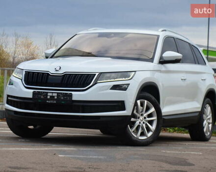 Білий Шкода Kodiaq, об'ємом двигуна 2 л та пробігом 285 тис. км за 25950 $, фото 12 на Automoto.ua