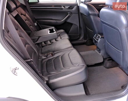 Белый Шкода Kodiaq, объемом двигателя 2 л и пробегом 170 тыс. км за 23900 $, фото 48 на Automoto.ua