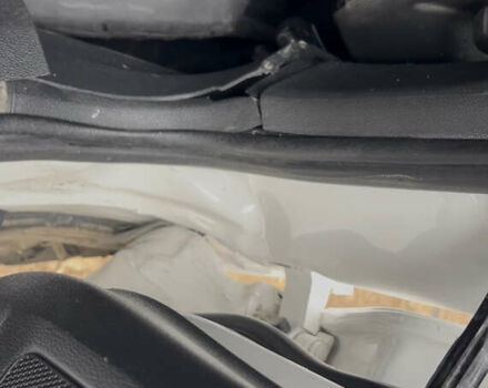 Белый Шкода Kodiaq, объемом двигателя 1.98 л и пробегом 230 тыс. км за 16000 $, фото 11 на Automoto.ua