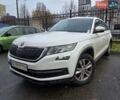 Белый Шкода Kodiaq, объемом двигателя 1.98 л и пробегом 99 тыс. км за 23600 $, фото 1 на Automoto.ua