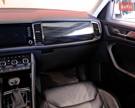 Белый Шкода Kodiaq, объемом двигателя 2 л и пробегом 170 тыс. км за 23900 $, фото 57 на Automoto.ua