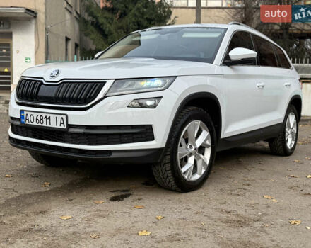 Белый Шкода Kodiaq, объемом двигателя 1.97 л и пробегом 263 тыс. км за 23800 $, фото 11 на Automoto.ua