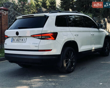 Білий Шкода Kodiaq, об'ємом двигуна 1.97 л та пробігом 256 тис. км за 24999 $, фото 22 на Automoto.ua