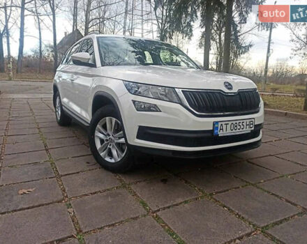 Білий Шкода Kodiaq, об'ємом двигуна 1.98 л та пробігом 206 тис. км за 22000 $, фото 2 на Automoto.ua