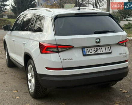 Белый Шкода Kodiaq, объемом двигателя 1.97 л и пробегом 263 тыс. км за 23800 $, фото 7 на Automoto.ua