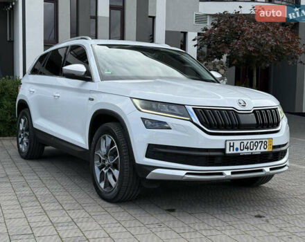 Белый Шкода Kodiaq, объемом двигателя 1.97 л и пробегом 230 тыс. км за 26999 $, фото 10 на Automoto.ua