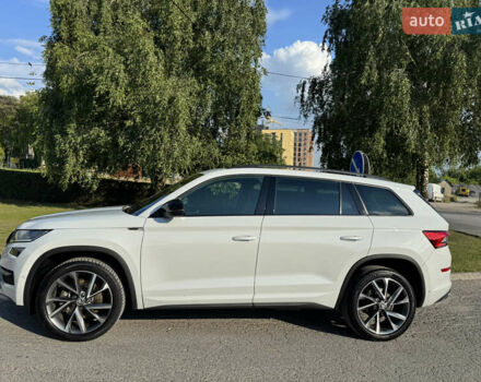 Белый Шкода Kodiaq, объемом двигателя 1.97 л и пробегом 200 тыс. км за 30800 $, фото 1 на Automoto.ua