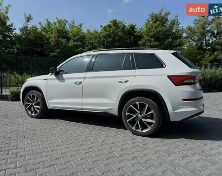 Белый Шкода Kodiaq, объемом двигателя 1.97 л и пробегом 185 тыс. км за 31500 $, фото 10 на Automoto.ua