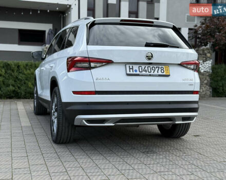 Белый Шкода Kodiaq, объемом двигателя 1.97 л и пробегом 230 тыс. км за 26999 $, фото 18 на Automoto.ua