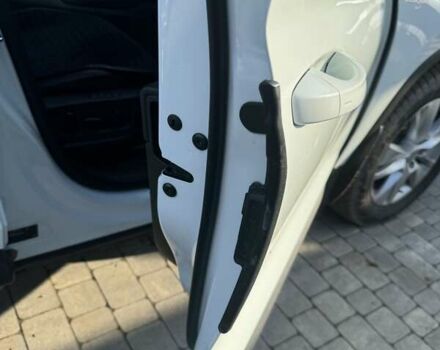Білий Шкода Kodiaq, об'ємом двигуна 1.97 л та пробігом 195 тис. км за 28999 $, фото 7 на Automoto.ua