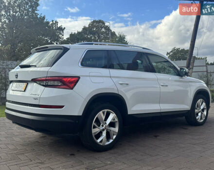 Белый Шкода Kodiaq, объемом двигателя 1.97 л и пробегом 169 тыс. км за 26999 $, фото 20 на Automoto.ua