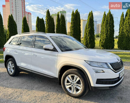 Белый Шкода Kodiaq, объемом двигателя 1.98 л и пробегом 201 тыс. км за 19500 $, фото 11 на Automoto.ua