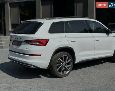 Белый Шкода Kodiaq, объемом двигателя 1.97 л и пробегом 185 тыс. км за 31500 $, фото 17 на Automoto.ua