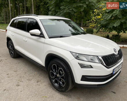 Белый Шкода Kodiaq, объемом двигателя 1.98 л и пробегом 252 тыс. км за 22500 $, фото 10 на Automoto.ua