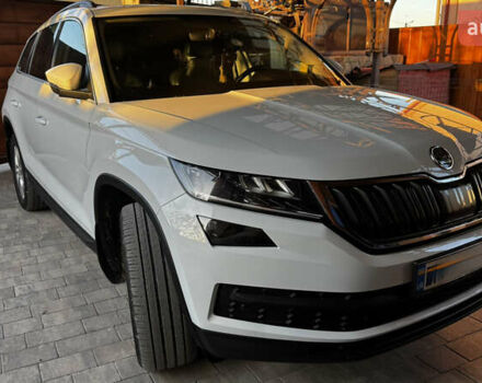 Білий Шкода Kodiaq, об'ємом двигуна 1.97 л та пробігом 98 тис. км за 28900 $, фото 5 на Automoto.ua