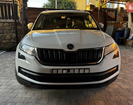 Білий Шкода Kodiaq, об'ємом двигуна 1.97 л та пробігом 98 тис. км за 28900 $, фото 4 на Automoto.ua