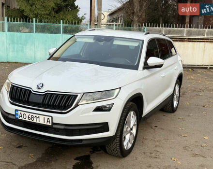 Белый Шкода Kodiaq, объемом двигателя 1.97 л и пробегом 263 тыс. км за 23800 $, фото 16 на Automoto.ua