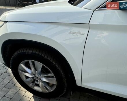 Білий Шкода Kodiaq, об'ємом двигуна 1.97 л та пробігом 195 тис. км за 28999 $, фото 22 на Automoto.ua