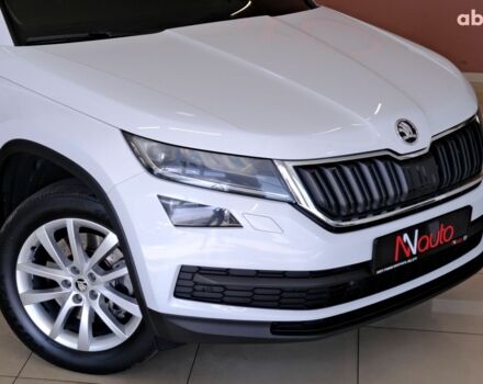 Белый Шкода Kodiaq, объемом двигателя 2 л и пробегом 170 тыс. км за 23900 $, фото 2 на Automoto.ua