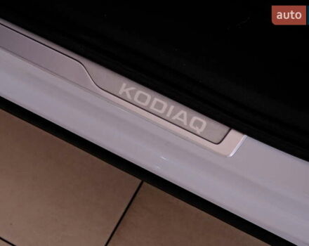 Белый Шкода Kodiaq, объемом двигателя 2 л и пробегом 170 тыс. км за 23900 $, фото 41 на Automoto.ua