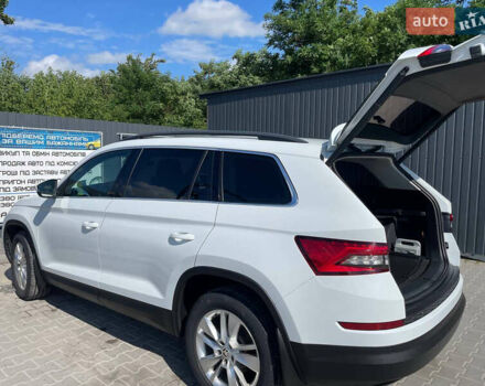 Білий Шкода Kodiaq, об'ємом двигуна 1.97 л та пробігом 98 тис. км за 28900 $, фото 41 на Automoto.ua