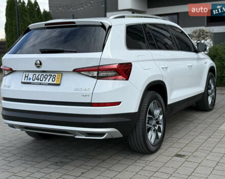 Белый Шкода Kodiaq, объемом двигателя 1.97 л и пробегом 230 тыс. км за 26999 $, фото 20 на Automoto.ua