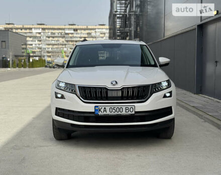 Белый Шкода Kodiaq, объемом двигателя 2 л и пробегом 99 тыс. км за 27500 $, фото 10 на Automoto.ua