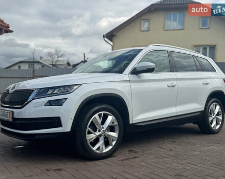 Белый Шкода Kodiaq, объемом двигателя 1.97 л и пробегом 169 тыс. км за 26999 $, фото 16 на Automoto.ua