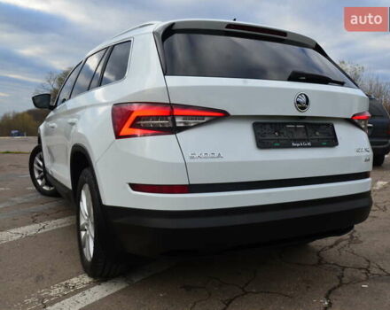 Білий Шкода Kodiaq, об'ємом двигуна 2 л та пробігом 285 тис. км за 25950 $, фото 25 на Automoto.ua
