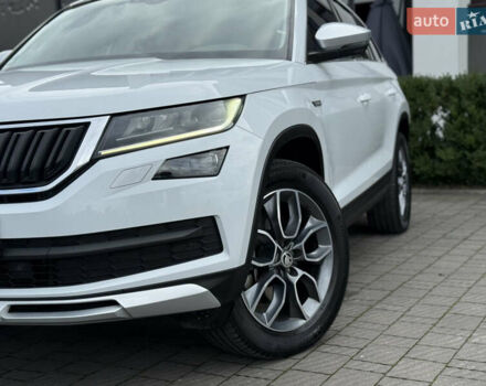 Белый Шкода Kodiaq, объемом двигателя 1.97 л и пробегом 230 тыс. км за 26999 $, фото 6 на Automoto.ua