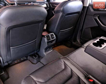 Белый Шкода Kodiaq, объемом двигателя 2 л и пробегом 170 тыс. км за 23900 $, фото 45 на Automoto.ua