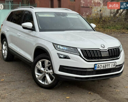 Белый Шкода Kodiaq, объемом двигателя 1.97 л и пробегом 263 тыс. км за 23800 $, фото 2 на Automoto.ua