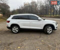 Белый Шкода Kodiaq, объемом двигателя 1.97 л и пробегом 263 тыс. км за 23800 $, фото 4 на Automoto.ua