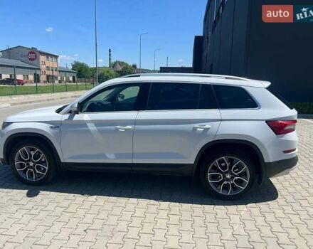 Білий Шкода Kodiaq, об'ємом двигуна 1.98 л та пробігом 189 тис. км за 21500 $, фото 3 на Automoto.ua