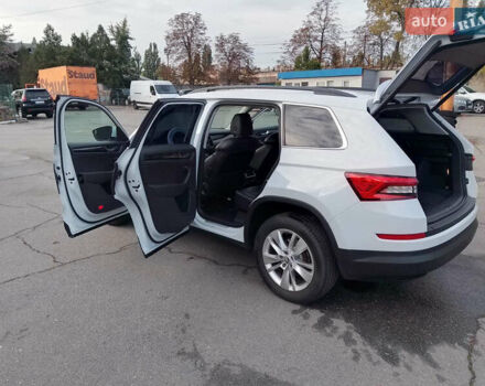 Белый Шкода Kodiaq, объемом двигателя 1.97 л и пробегом 98 тыс. км за 28500 $, фото 14 на Automoto.ua