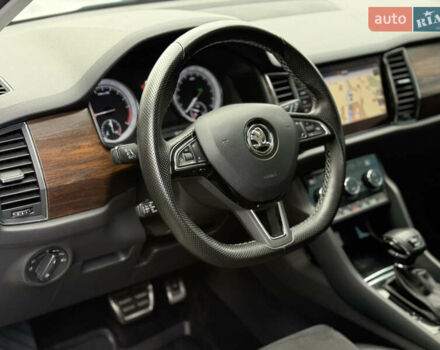 Белый Шкода Kodiaq, объемом двигателя 1.97 л и пробегом 230 тыс. км за 26999 $, фото 37 на Automoto.ua