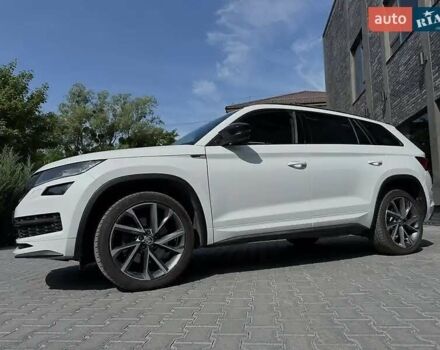 Белый Шкода Kodiaq, объемом двигателя 1.97 л и пробегом 185 тыс. км за 31500 $, фото 8 на Automoto.ua