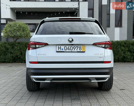 Белый Шкода Kodiaq, объемом двигателя 1.97 л и пробегом 230 тыс. км за 26999 $, фото 19 на Automoto.ua