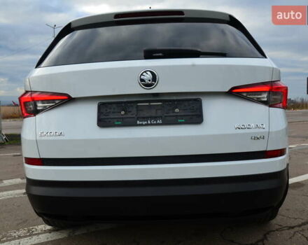 Білий Шкода Kodiaq, об'ємом двигуна 2 л та пробігом 285 тис. км за 25950 $, фото 34 на Automoto.ua